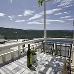 In Neum